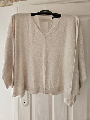 Marks and Spencer Linen Mix Vfront and back Jumper UK24 ex preloved con - Image 1 of 4