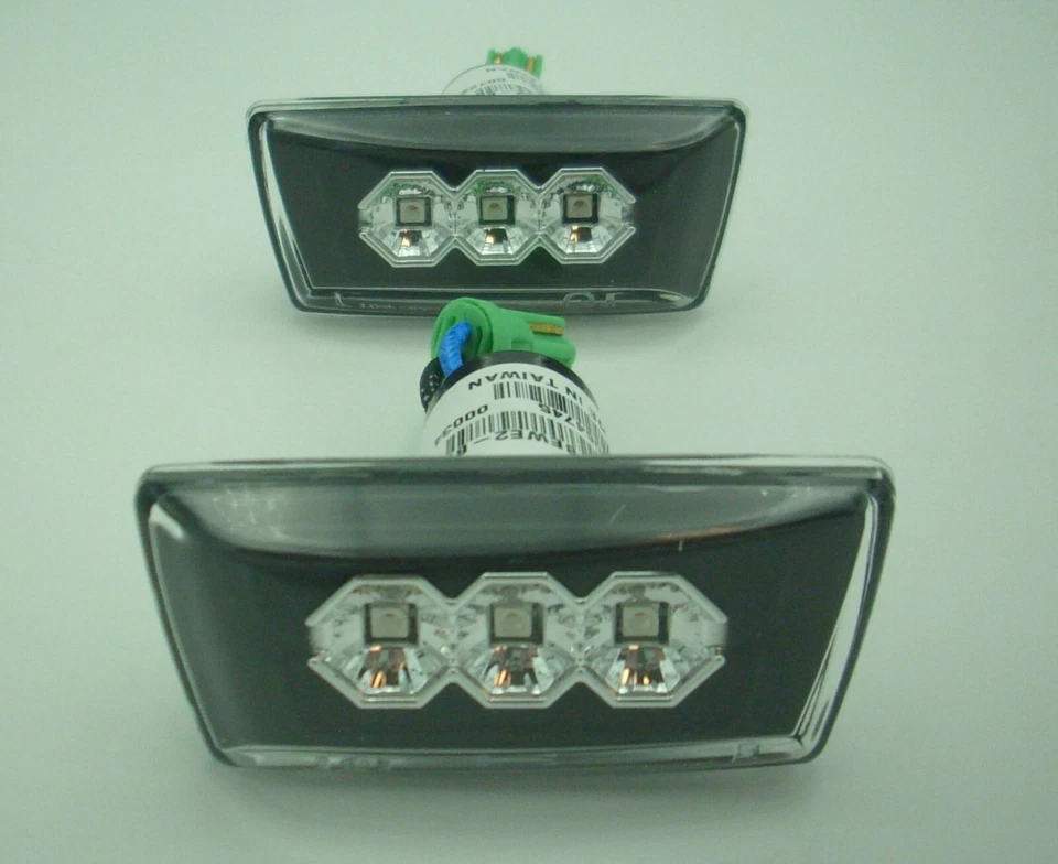 LED-Seitenblinker Adam Astra H Zafira/Meriva B Corsa D Insignia Cruze in schwarz