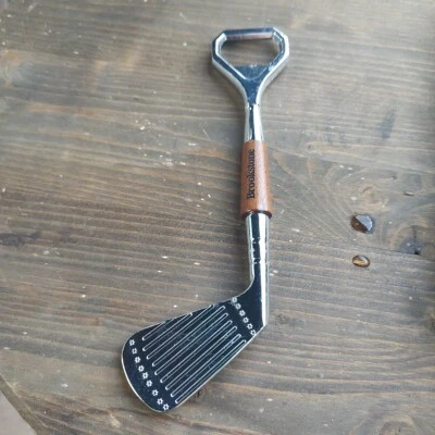 Abridor de botellas para palos de golf Brookstone Foto 1 de 4