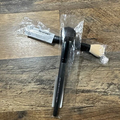bareMinerals Dual-Finish Blush and Contour Brush X2 New - Image 1 of 4