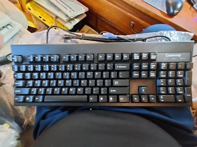 GATEWAY MODEL KEYBOARD KU-O447 MODEL KB2961 BLACK PS-2 NEW OPEN BOX! - Image 1 of 4