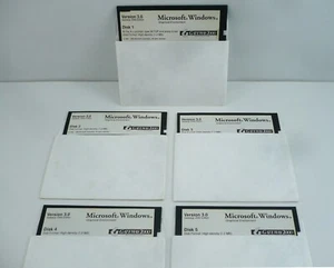 Vintage Microsoft Windows Version 3.0, 5 ¼” Floppy Disks Gateway 2000 (5 Disks) - Picture 1 of 3