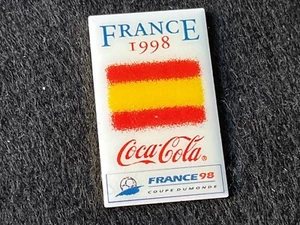 PIN PINS ENAMEL WORLD CUP 98 1998 FOOTBALL SOCCER COCA COLA ESPAGNE DORE - Picture 1 of 1