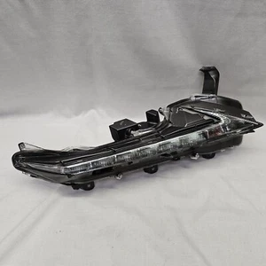 2015-2021 LEXUS NX200T NX300H Right Halogen DRL Light Lamp Foglight OEM - Foto 1 di 10