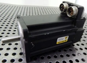 Allen Bradley MPL-B330P-SK22AA Servomotor -used- - Bild 1 von 5