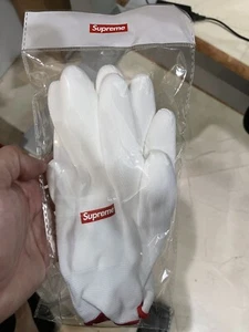 Supreme Rubberized Gloves FW20 White Red - Picture 1 of 2