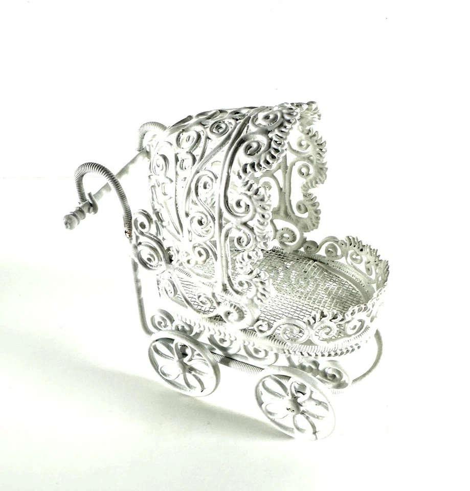 CULLA IN METALLO MINIATURE CASA DELLE BAMBOLE 1999 DE AGOSTINI SCALA 1:12 - Immagine 1 di 3