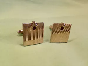Vintage Swank cuff links gold tone with red stone,light wear/age,intact J82 - Picture 1 of 7