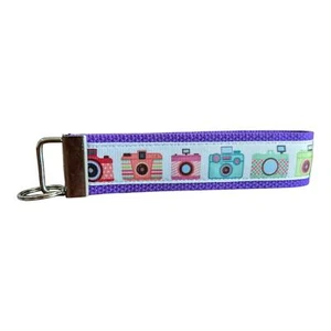 Portachiavi fotocamera braccialetto fatto a mano tessuto boho portachiavi regalo fotografo - Foto 1 di 6