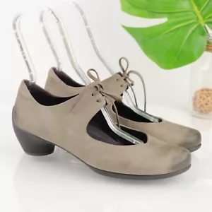 Ecco Women's Sculptured Mary Jane Pump Size 10 Taupe Tan Lace Up Block Heel Shoe - Picture 1 of 10