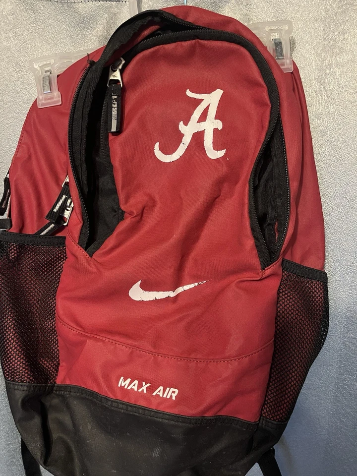 Mochila esportiva Nike Max Air Alabama maré carmesim (tem zíper quebrado) - Imagem 1 de 4