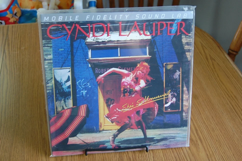 CYNDI LAUPER - SHE'S SO UNUSUAL Mofi MFSL LP New SEALED - Image 1 of 4