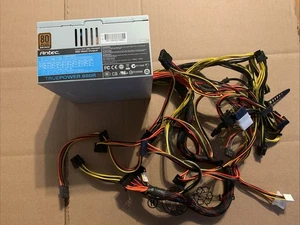 Fuente de alimentación de salida Antec TPN-650R 650 vatios probada - Imagen 1 de 13