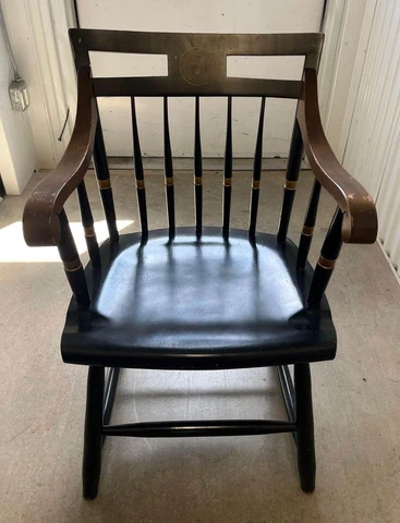 vintage wooden Harvard chair (1987) Cover