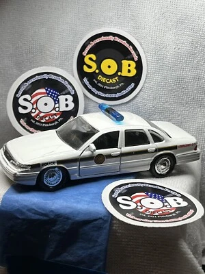 Road Champs 1994 Ford Crown Vic Jackson MS Police Patrol Car 1:32 NM Cond - Image 1 of 4