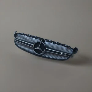 Mercedes-Benz C-Klasse W205 Kühlergrill Frontgrill AMG C63 ORIGINAL A2058880523 - Bild 1 von 2