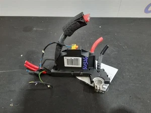 18 2018 AUDI S6 OEM POSITIVE TERMINAL - Picture 1 of 12