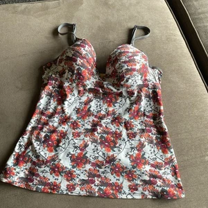 LOLE TANKINI ARGENTINA UNDERWIRE PLUNGE ADJUSTABLE SWIM TOP Size MED Floral - Picture 1 of 6
