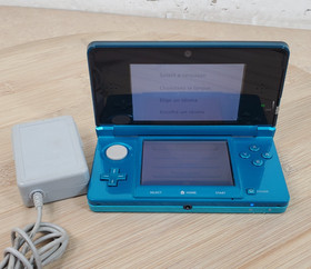 Nintendo 3DS Aqua Blue CTR-001 Handheld Video Game Console