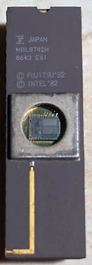 Interfaz periférica universal Fujitsu MBL8742H 8742 - cerámica púrpura - ¡rara! - Imagen 1 de 1