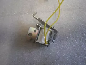 Canon imageCLASS D1350 Solenoid RK2-2729 - Picture 1 of 1