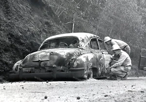 Fire Disaster Burnt Car 1960s Original 120mm Photo Negative - Picture 1 of 2