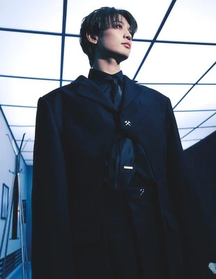 MINHO SHINEE 1st Album CALL BACK Photobook B Ver CD+Book+Card+Post+F.Poster+Gift Foto 1 de 4