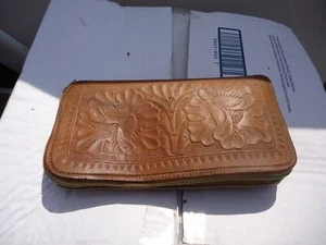 Vintage Leather Fly Wallet Felt Leafs EMBOSSED - Picture 1 of 3