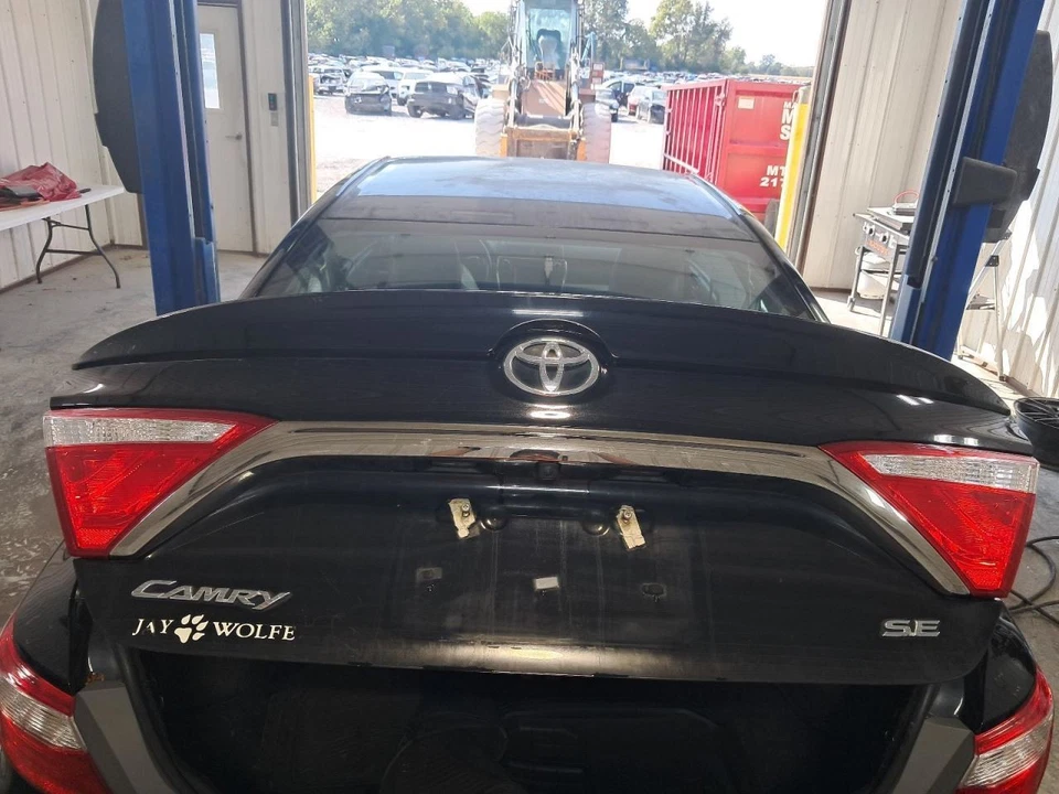 2016 Toyota Camry Trunk Lid Used OEM Black 4DR Local Pickup Only 436892 Foto 1 de 4