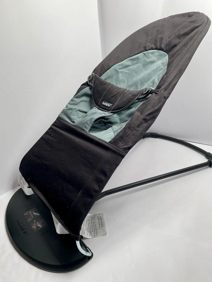 Gorila suave Baby Bjorn Balance negra y gris gran forma - de la casa de la abuela Foto 1 de 4