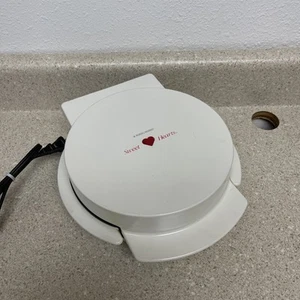 Vintage Black & Decker Sweet Hearts Waffle Maker Model G12 Tested Working Love - Picture 1 of 8