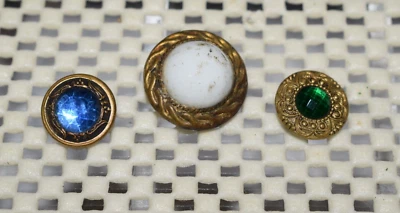 3 ANTIGUOS Botones Joya CENTROS DE VIDRIO Azul, Blanco, Verde 2 Botones 1 Cubierta Foto 1 de 3