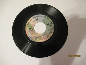 James Taylor: How Sweet It Is To Be Loved By You / Sarah Maria / 45 Rpm 1975 - Picture 1 of 2