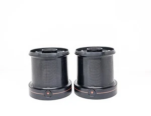 Carretes negros poco profundos Daiwa Tournament 20T 45 SCW (x2) - Imagen 1 de 2