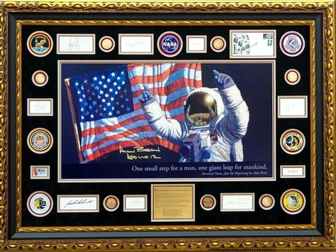 MOON LANDING AUTOGRAPHS Every Man to Walk on the Moon Apollo 11 Neil Armstrong Cover