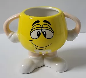 2008 gelbe M&M's Kaffeetasse 3D Hands on Hips Doppelgriff Tasse - Bild 1 von 12