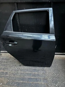 TOYOTA AURIS HATCHBACK 13-14-15-16-17-18 DRIVER SIDE REAR BARE DOOR SHELL BLACK - Picture 1 of 1