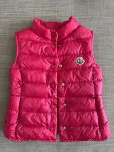 Moncler Baby/ Toddler Girl's Down Vest. Size For babies approximately 9m to 1,5y - Picture 1 of 5