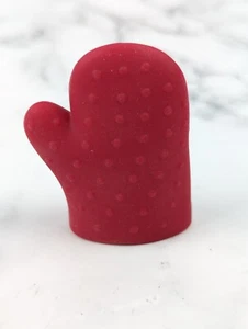 Our Generation Play Piece -Oven Mitt- For Play w/ 18” Doll American Girl Red - Picture 1 of 6