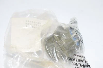 NEW Amphenol 97-3102A-20 Circular MIL Spec Connector Sz 20 Recept Shell Box Moun - Image 1 of 3