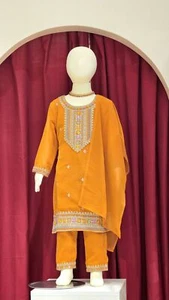 Girls Georgette Kurta with Zariwork in Mustard - Bild 1 von 4