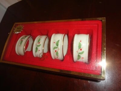 JUEGO DE 4 SERVILLETEROS VINTAGE LENOX "VACACIONES" NAVIDAD ACEBO BAYAS Foto 1 de 4