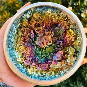 1 PC Natural Stone Rainbow Crystal Bismuth Ore Unique Specimen Collection Party - Picture 1 of 2