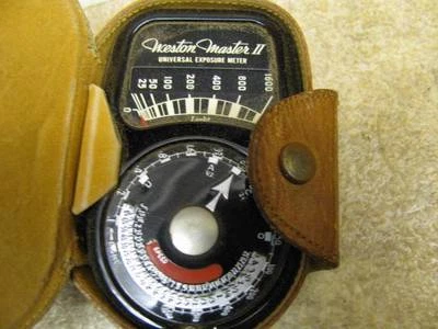 Винтажный экспонометр Weston 735 с кожаным чехлом - Изображение 1 из 2