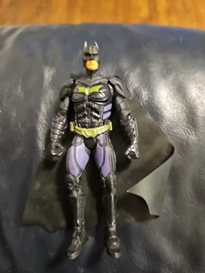 THE DARK KNIGHT BATMAN ACTION FIGURE MATTEL  6"- CAPE WEAR - Picture 1 of 11
