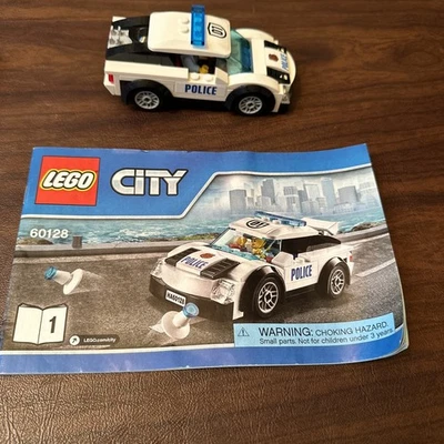 Coche de policía Lego City 60128 Foto 1 de 4