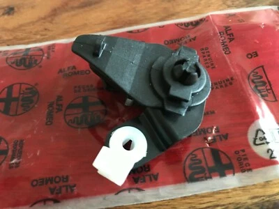 Alfa Romeo 166 NUEVO GENUINE manteceta de ralentí de la cerradura de la puerta izquierda 60622429 1F4 Foto 1 de 4