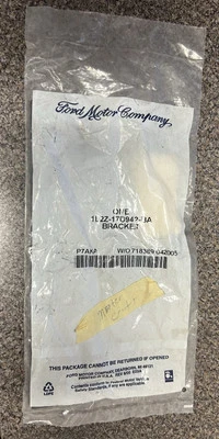 2002-2010 Mercury Mountaineer Bracket OEM 1L2Z-17D942-BA / 3-C Foto 1 de 2