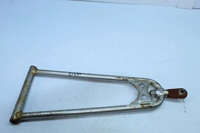 Yamaha Venture Lite 2007 OEM brazo delantero superior derecho 8GK-23550-00-P3 Foto 1 de 4