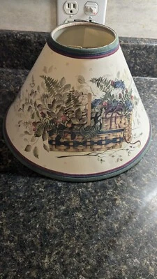 Longaberger Pat Richter Homestead  Large Lamp Shade Baskets Floral Clip On 1999  - Image 1 of 4